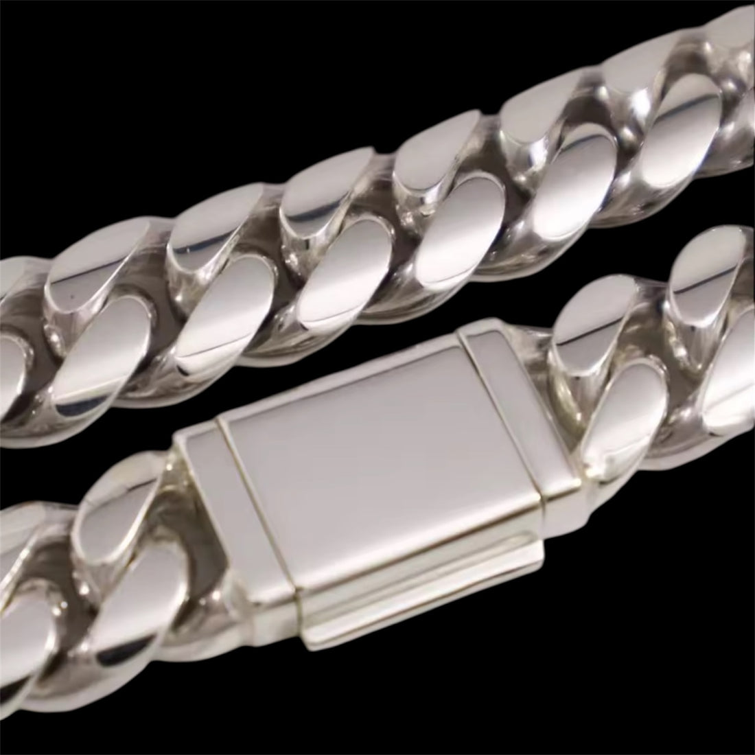 Classic Cuban Link Bracelet (Plain Sleek Lock)