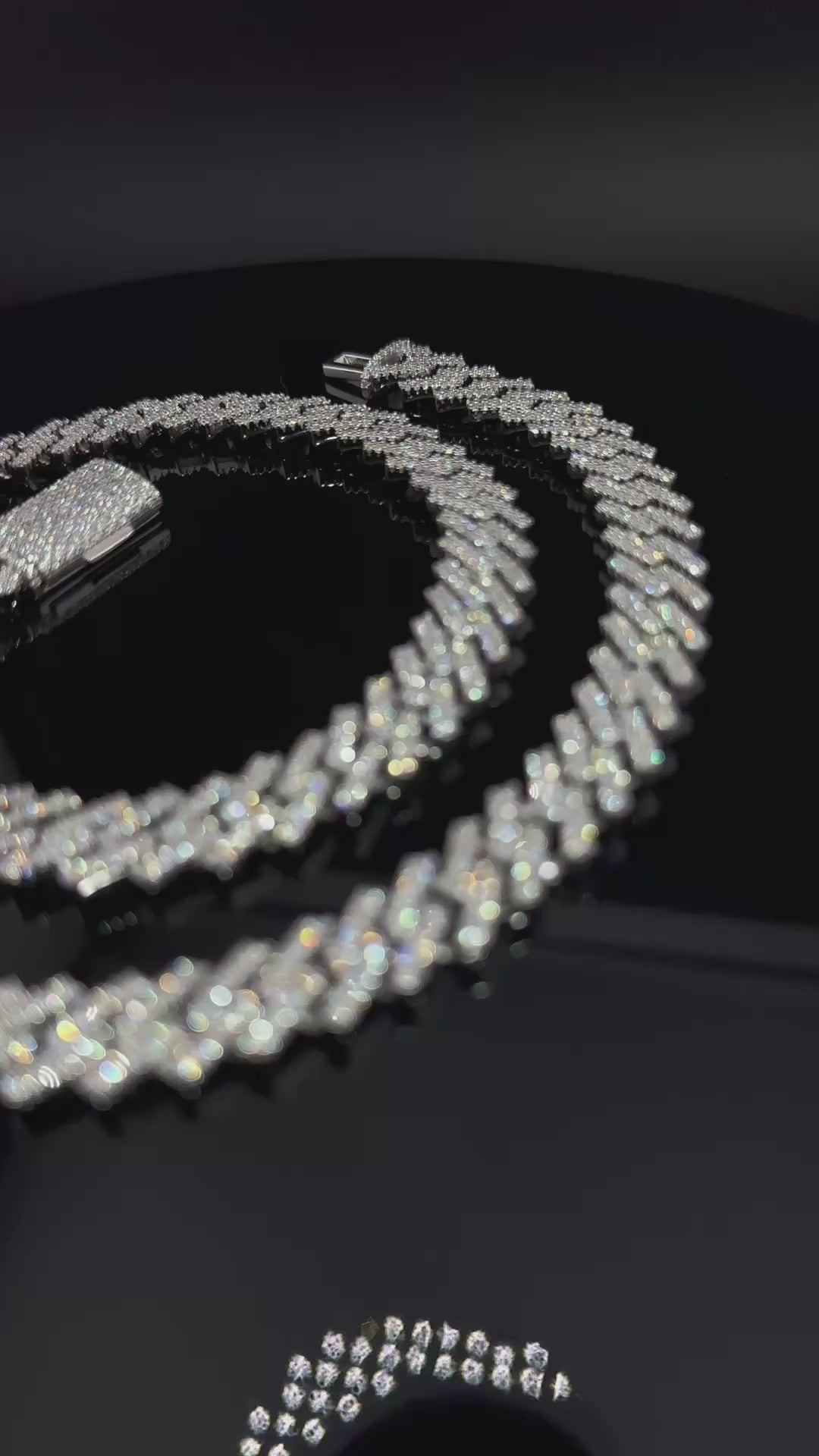 La Cubana Miami Cuban Link Prong Chain